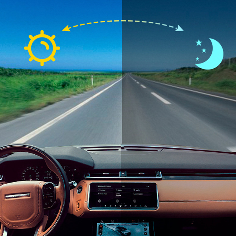 The heat insulation film reduces the temperature inside the vehicle and enhances the privacy effect.